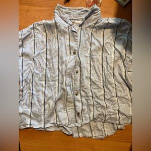 Kohl’s bottom down crop top